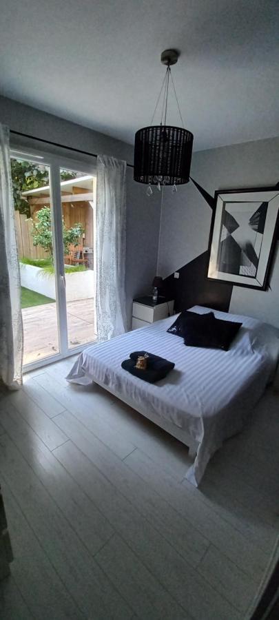 Chambre Chez L'Habitant Avec Spa Et Petit-Dejeuner En Lisiere De Foret ル・テック エクステリア 写真
