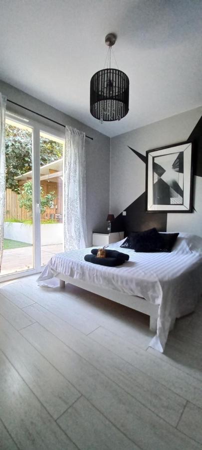 Chambre Chez L'Habitant Avec Spa Et Petit-Dejeuner En Lisiere De Foret ル・テック エクステリア 写真