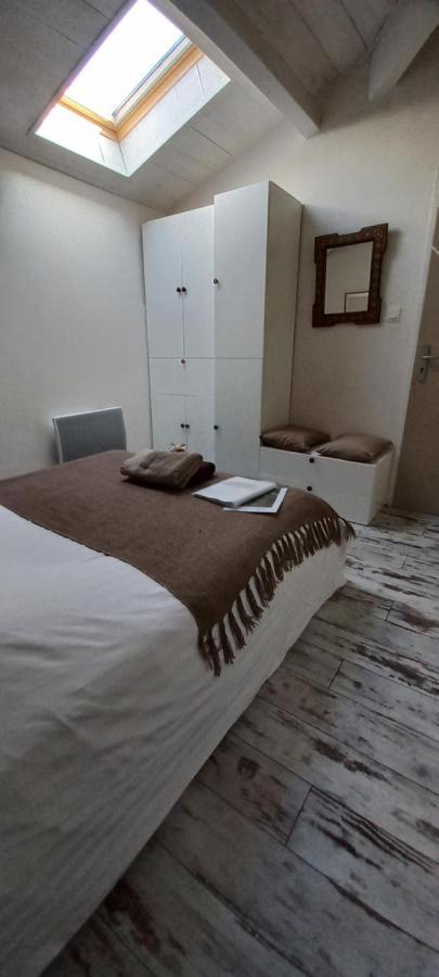 Chambre Chez L'Habitant Avec Spa Et Petit-Dejeuner En Lisiere De Foret ル・テック エクステリア 写真