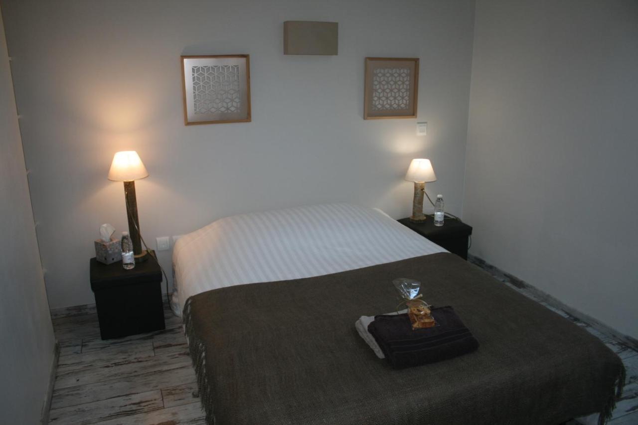 Chambre Chez L'Habitant Avec Spa Et Petit-Dejeuner En Lisiere De Foret ル・テック エクステリア 写真